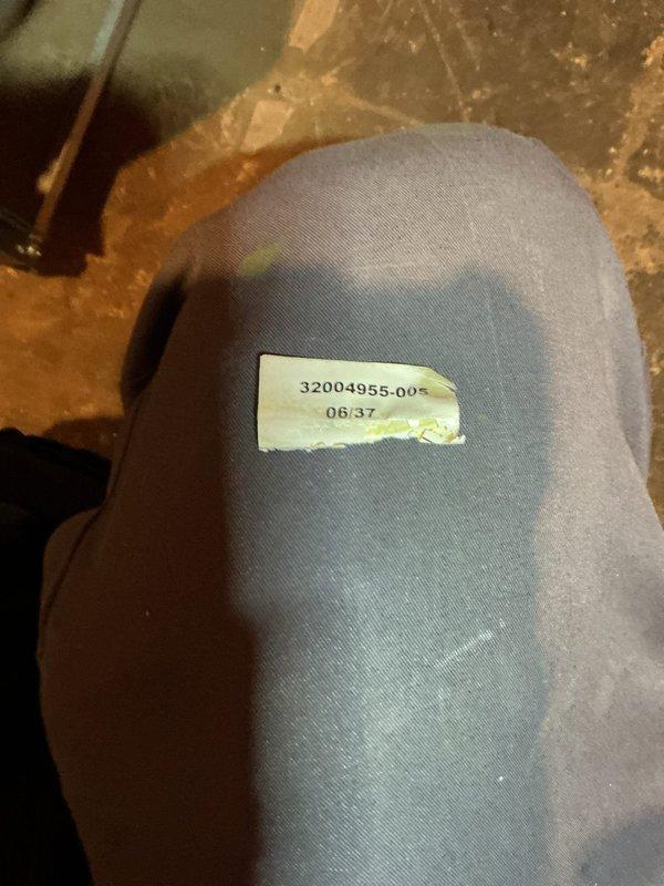 Diagnosed 20-year-old inoperative heating unit with intermittent gas light behavior. Identified failed electrical component requiring replacement; documented part number 32004955-00 for hydrostat replacement available under existing purchase order.