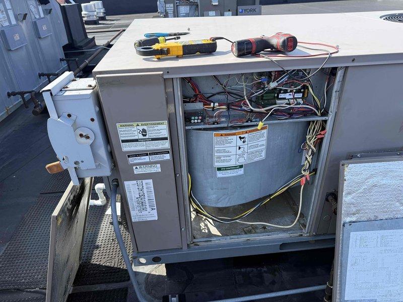 Performed comprehensive filter change service on commercial HVAC system including 4 rooftop units, 1 make-up air unit, and multiple exhaust hoods. Inspected electrical components and three-phase voltage monitor, confirming proper operation of all systems. All units are now operating at optimal efficiency with clean filters installed.