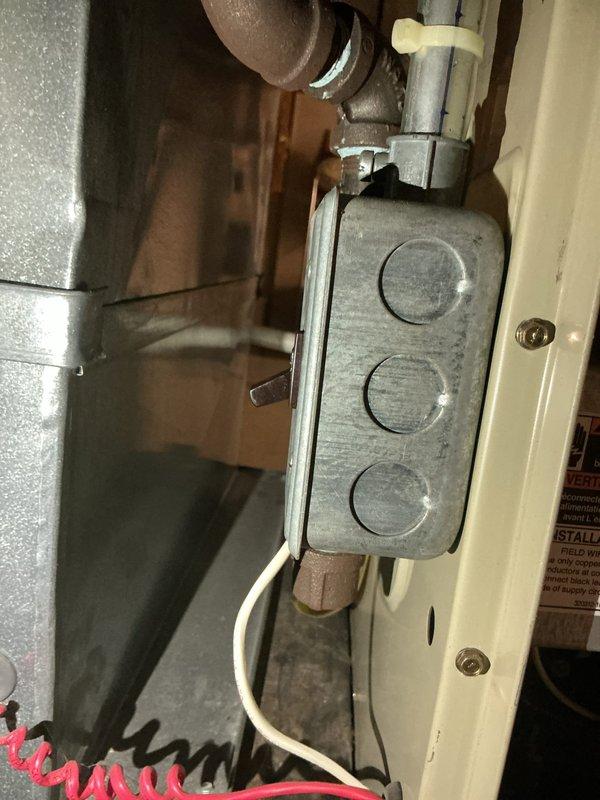 Diagnosed furnace failure following power outage - unit failed to restart after power restoration. Identified faulty inducer motor as root cause and ordered replacement part under PO: 1254614-001 from Warren Branch. System is approximately 5 months old.