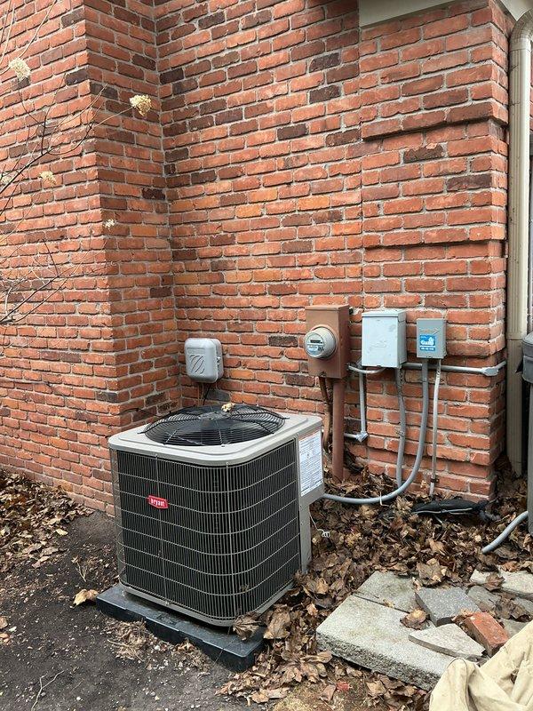 Conducted site evaluation for a new generator installation at customer's residence. Installation location was identified alongside the existing air conditioning unit on the right side of the house. Completed assessment of the electrical service panel and natural gas availability for proper generator sizing and connection requirements. Documented existing utility configurations and space constraints to ensure appropriate equipment specifications for the upcoming installation.