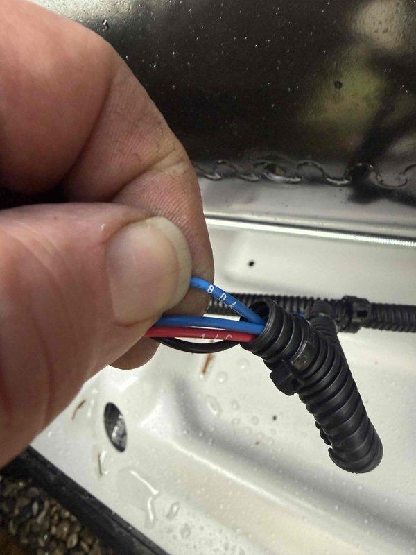 Responded to service callback for generator exhibiting error code related to engine speed. Diagnosed issue with O2 sensor and verified proper connections to the Generac NG-LPG valve assembly. Parts ordered under PO# 1293939-001 with availability confirmed at shop for follow-up installation.