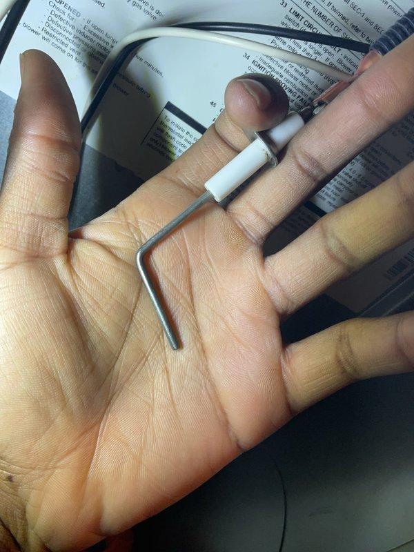 Completed Gold Furnace Inspection on forced air system located in basement. Performed routine maintenance using standard HVAC tools, inspected system components for proper operation. Confirmed MERV 11 air filter (Model # FC100A1029, size 16x25x4) was properly installed and dated.