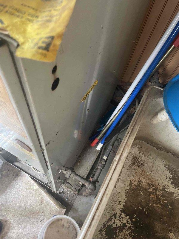 Provided estimate for replacement of 25+ year old Bryant 373 Series G natural gas furnace located in basement. Current unit operational but beyond service life. Assessed existing installation, documented equipment condition and location, evaluated utility connections and venting requirements for new system replacement.