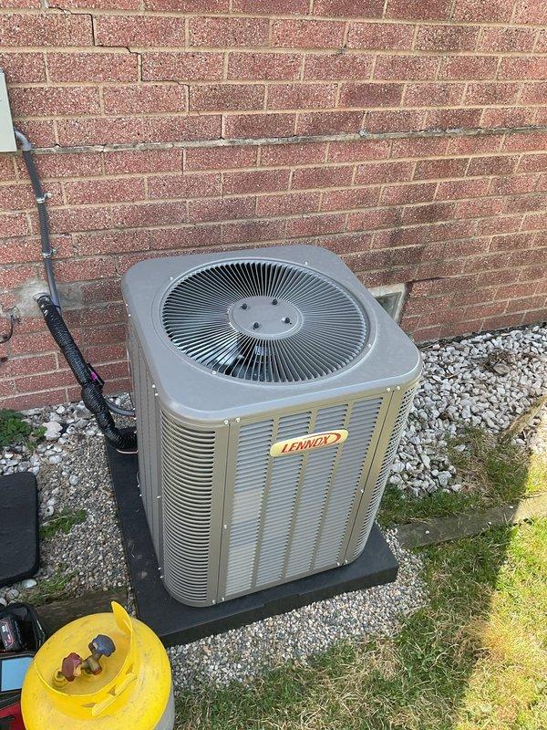 Performed air conditioning system startup on Lennox outdoor condensing unit. Contacted customer 30 minutes prior to arrival as requested, then completed full system commissioning including temperature verification readings and operational testing to confirm proper system performance.