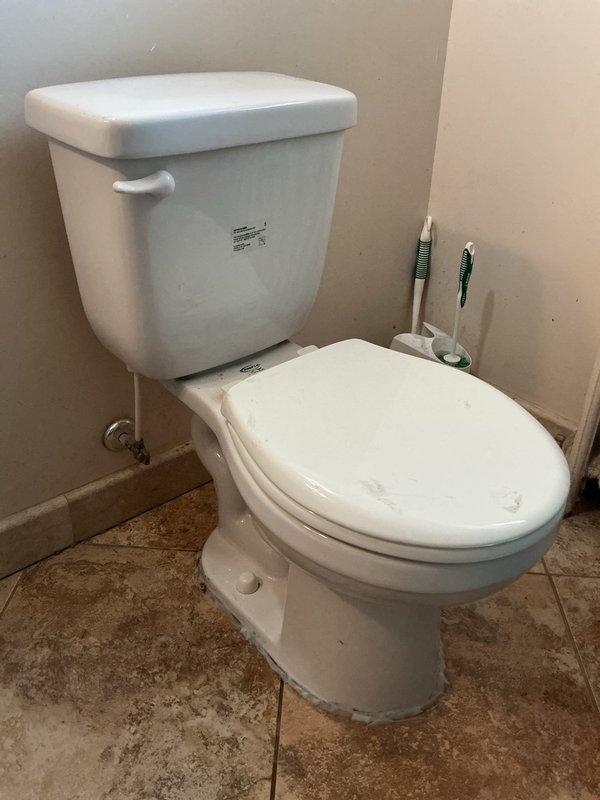 Responded to upstairs bathroom plumbing issues including a dripping showerhead and leaking toilet seal. Replaced faulty showerhead cartridge and installed new wax ring seal at toilet base, correcting previous unsuccessful repair attempt. Both fixtures tested and confirmed leak-free upon completion, with all work performed without requiring electrical power.