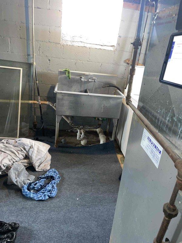 Completed diagnostic evaluation on 1988 furnace and air conditioning system experiencing blower fan failure. Identified failed heat exchanger, failed fan relay preventing blower operation, dirty condenser coil, clogged air filter, and condensate drain line requiring service. Provided comprehensive replacement estimate for aging HVAC system due to multiple critical component failures affecting both heating and cooling functionality.