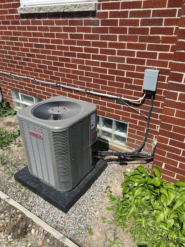 Completed air conditioning system startup on Lennox outdoor condensing unit. Performed comprehensive system diagnostics using refrigerant manifold gauges, verified operating pressures at 67 psig low side and 251 psig high side, confirmed superheat readings at 148°F, and ensured all electrical connections and refrigerant lines were properly secured and functioning within manufacturer specifications.