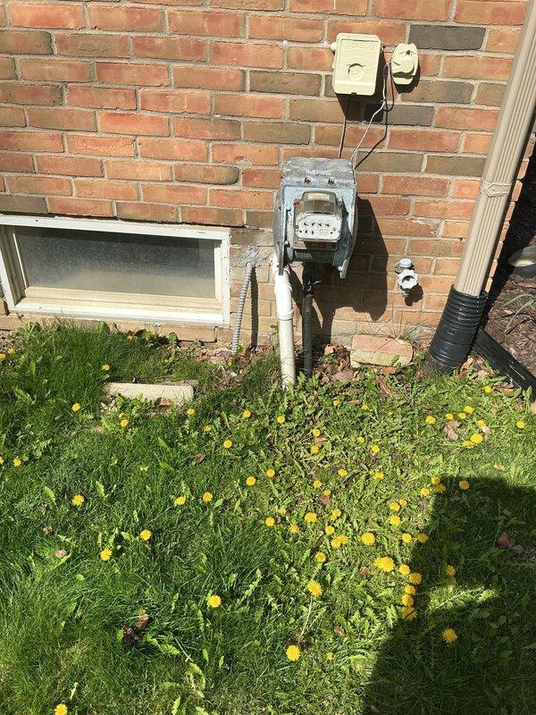Responded to a water leak at the city-side meter shutoff valve in the basement that had been active for approximately one week. Upon inspection, confirmed the shutoff valve required replacement due to active leaking at the connection point. Replaced the defective meter shutoff valve with new hardware, tested the system for proper operation and verified no additional leaks were present at the repair site or surrounding copper supply lines.