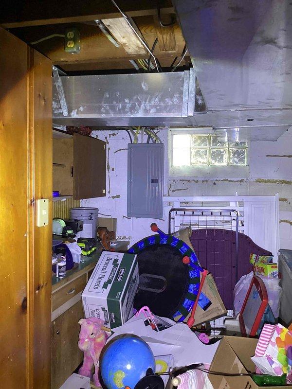 Responded to service call for furnace heating failure with pilot light cycling issues. Upon inspection, diagnosed intermittent ignition system malfunction preventing reliable heating operation while cooling function remained intact. Provided estimate for complete furnace replacement to resolve ongoing reliability concerns with the existing heating system.