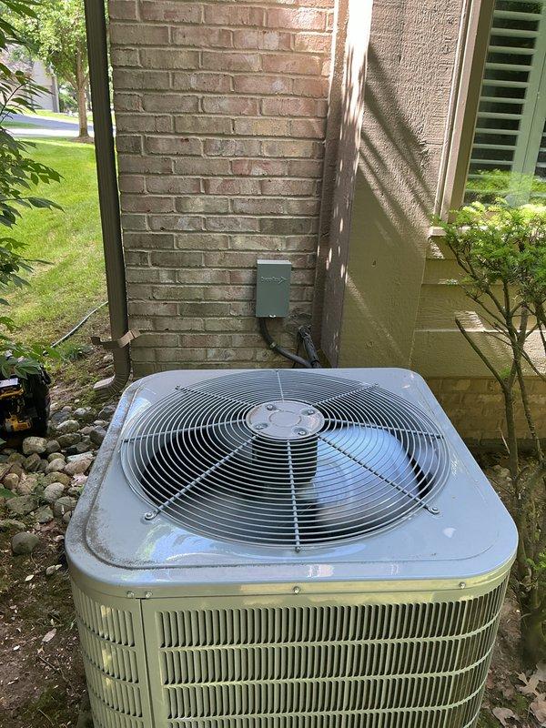 Completed Gold-level annual maintenance inspection on 11-year-old residential air conditioning system. Unit operating properly at time of service; verified thermostat functionality, inspected outdoor condensing unit and confirmed basement evaporator coil in satisfactory condition. All system components checked and found to be functioning within normal parameters.