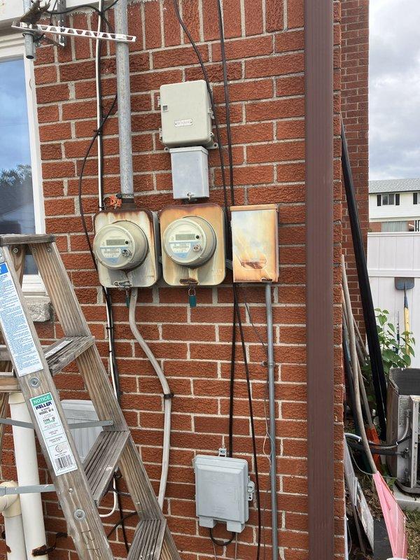 Provided estimate for replacement of non-functional evaporator coil serving basement-located HVAC system with natural gas furnace. Unit is 25+ years old and currently inoperative, requiring complete coil replacement to restore cooling functionality. Customer requested entry through side door for appointment access.