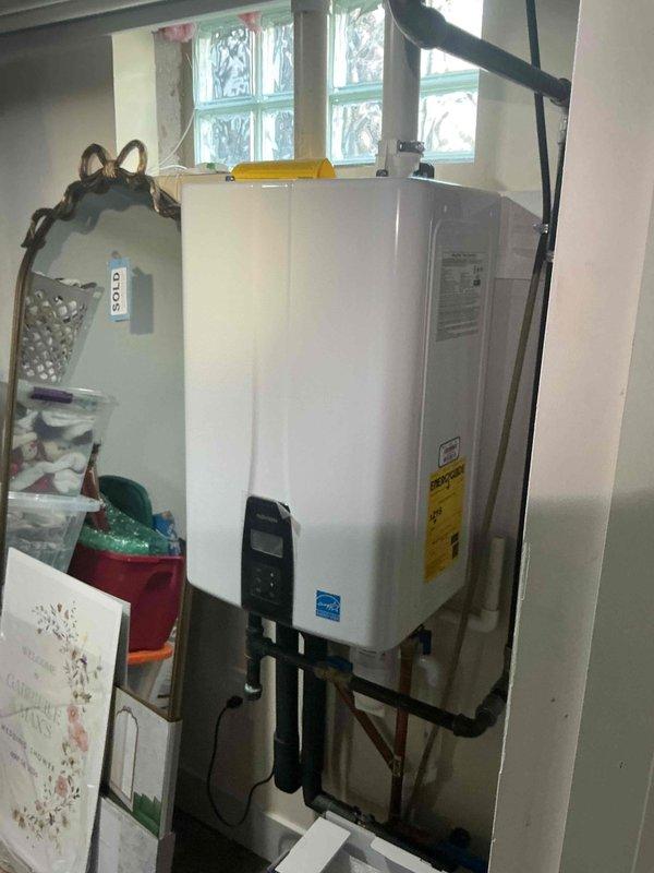 Completed annual AC tune-up on a 1-year-old cooling system that was operating properly. Performed standard preventive maintenance procedures including system inspection, cleaning, and performance verification. All components tested within normal operating parameters, and system confirmed to be functioning correctly at time of service completion.