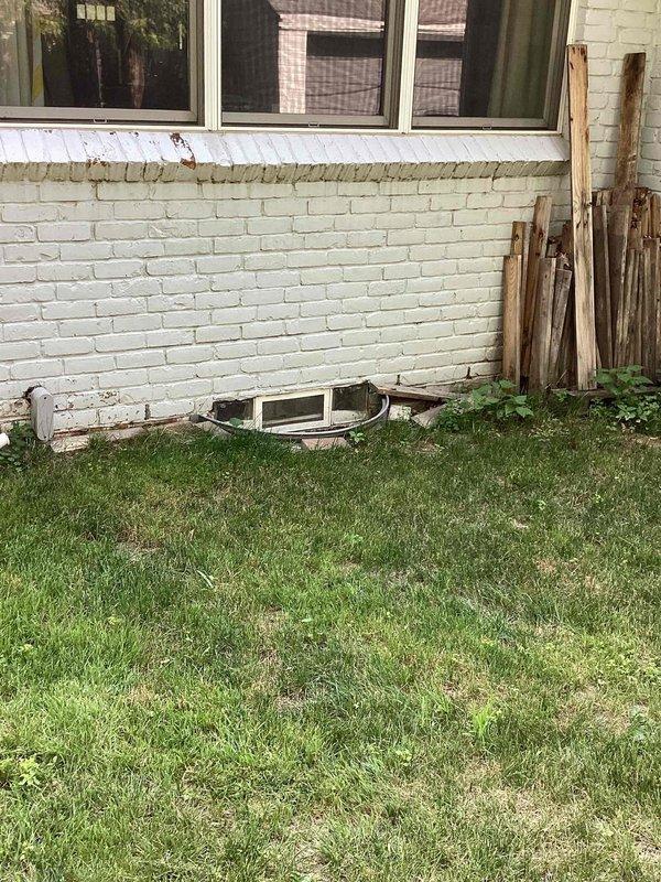Conducted on-site evaluation for generator installation estimate at residential property with natural gas fuel source. Assessed exterior installation area along side yard, documented utility markings and existing conditions including proximity to structure foundation and landscaping. Photographed proposed equipment location and surrounding site conditions to prepare comprehensive replacement system proposal.