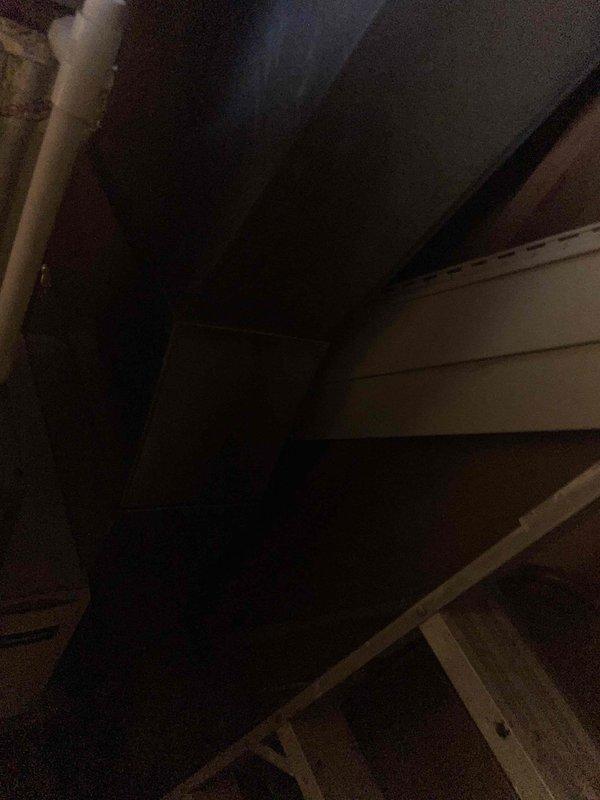 Provided estimate for replacement of 30-year-old air conditioning system currently experiencing severe refrigerant leak and complete failure. Evaluated existing outdoor condenser unit and indoor evaporator coil located in basement, assessed ductwork and thermostat compatibility for new equipment installation.