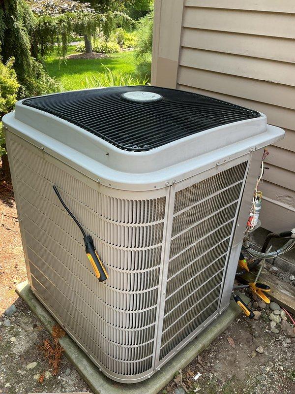 Completed annual cooling maintenance and comprehensive AC tune-up on 15-year-old Bryant residential air conditioning system under gold plan coverage. Performed thorough inspection of outdoor condenser unit, including cleaning of condenser coils, verification of refrigerant lines and insulation integrity, electrical connection assessment, and operational testing of all system components. System found to be functioning properly with no deficiencies noted; unit left in optimal operating condition for continued reliable performance.