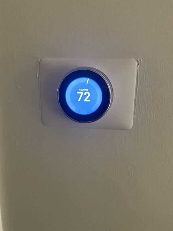 Responded to no cooling complaint on six-year-old Bryant air conditioning system. Upon arrival, found thermostat calling for cooling with setpoint at 72°F but system failing to adequately cool the structure. Performed diagnostic evaluation of outdoor condenser unit located on side of building. Identified failed thermostatic expansion valve (TXV) preventing proper refrigerant metering and system operation. Ordered replacement TXV component under purchase order 1349125-001 available at BY Warren for installation to restore cooling functionality.