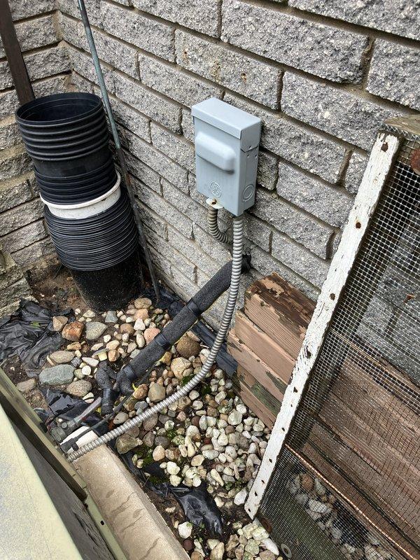 Provided estimate for complete HVAC system replacement of 30-year-old furnace and air conditioning unit located in basement. Current equipment is non-operational and requires full replacement. Evaluated existing installation, electrical service connections, and exterior condenser location to determine proper sizing and configuration for new system.