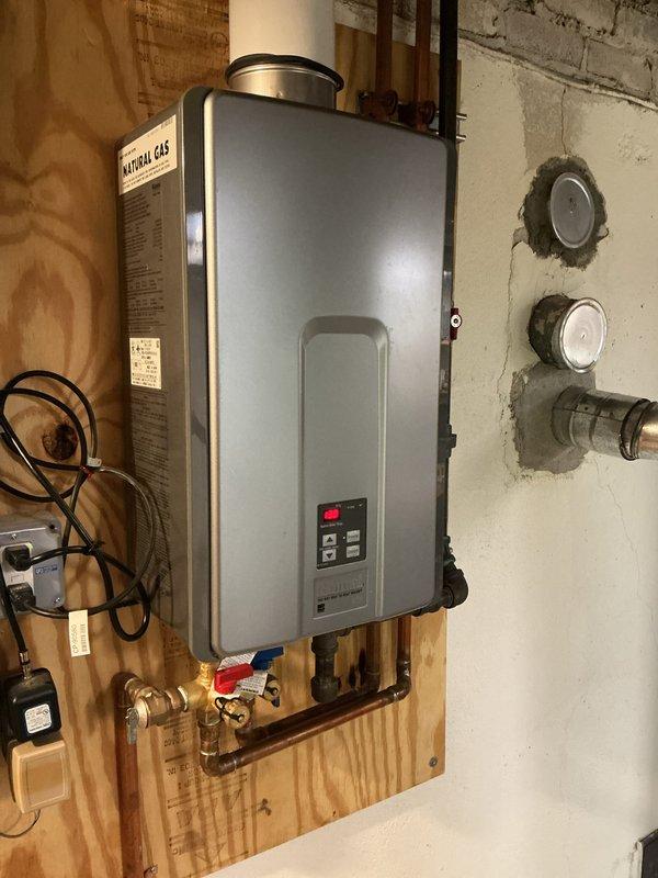 Completed scheduled maintenance on 22KW Honeywell generator unit located at side of residence. Performed comprehensive system inspection including oil level check, battery condition assessment, and control panel diagnostics. Verified proper operation of all electrical connections and safety interlocks. Unit tested successfully with no issues found; system operating within normal parameters.