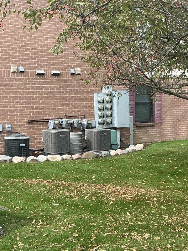 Completed mechanical-only installation of a 70,000 BTU furnace with humidifier and thermostat reconnection. All ductwork connections were secured and tested, copper piping was reconnected to existing infrastructure, and the system was verified for proper operation. Permit was requested for the installation as required.