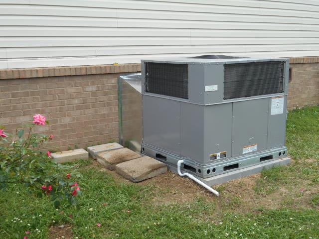 2ND MAINT. CHECK-UP PER SERVICE AGREEMENT FOR 10 YR A/C UNIT.
LUBRICATE ALL NECESSARY MOVING PARTS AND ADJUST BLOWER COMPONENTS. CHECK THERMOSTAT, AIR FILTER, AIRFLOW, FREON, DRAINAGE, ENERGY CONSUMPTION, COMPRESSOR DALAY CONTROLS, AND ALL ELECTRICAL CONNECTIONS. EVERYTHING IS OPERATING WELL.