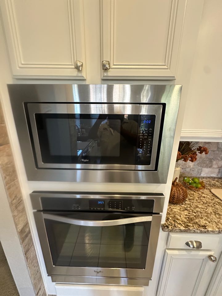 Flower Mound, TX - Whirlpool microwave not heating I looked at the microwave and determined that the magnetron was bad do homeowner had me replace it.  Flower Mound, TX - Whirlpool microwave not heating I looked at the microwave and determined that the magnetron was bad do homeowner had me replace it.