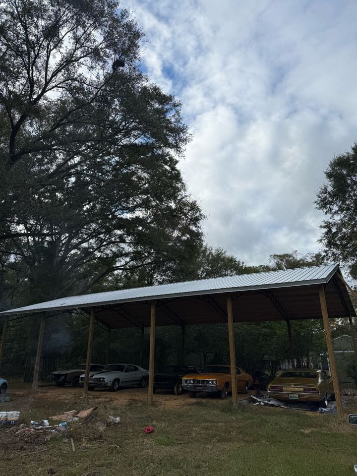 Prattville, AL - Pole barn assembled and metal roofing installed! Make the wise choice for premium results! Prattville, AL 