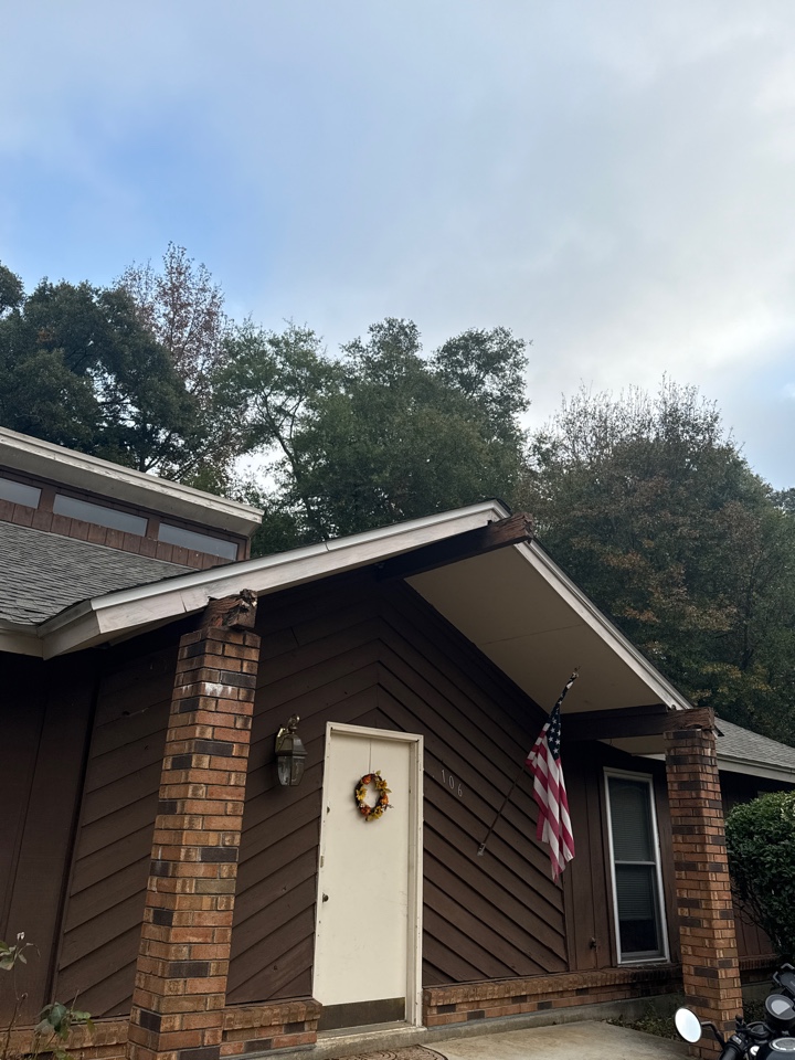 Prattville, AL - Cornice/ beam repair & painting! 