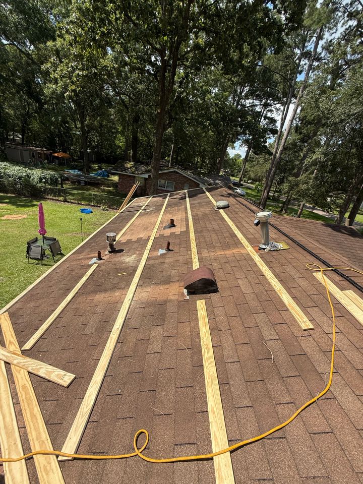 Millbrook, AL - Metal roof install underway! Premium roofing Co 🦉 🔨 
