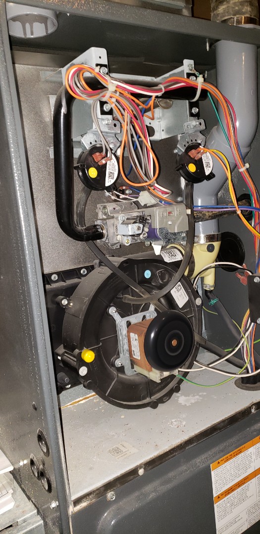 Milton, ON - Performing yearly maintenance on a Lennox furnace in Milton Milton, ON - Performing yearly maintenance on a Lennox furnace in Milton