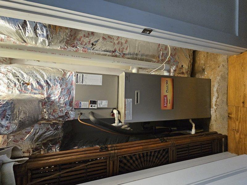 Performed scheduled heating maintenance on dual system: Bryant Plus 90 furnace and outdoor heat pump unit. Conducted comprehensive inspection of both units including electrical connections, refrigerant lines, and ductwork. System showing proper operation with no immediate concerns; noted equipment age as per customer records.
