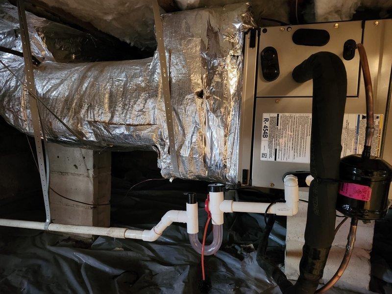 Successfully completed a complete HVAC system replacement, installing a Carrier 27SCA530A003 2.5-ton 15 SEER Heat Pump with matching Carrier FJ5ANXB30 Air Handler and 10kW electric heat pack. Removed old equipment, adapted existing ductwork with metal transitions, replaced outdoor disconnect and electrical whip, and installed a Honeywell Digital WiFi thermostat for improved climate control.