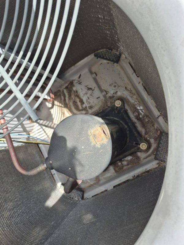 Completed routine cooling maintenance visit on residential air conditioning system. Performed comprehensive inspection of outdoor condenser unit, tested capacitor with digital multimeter confirming proper operation at 34.10 microfarads, and verified compressor motor functionality. Clarified air filter sizing discrepancy with homeowner, confirming unit requires 4-inch filter rather than previously stated 5-inch size.