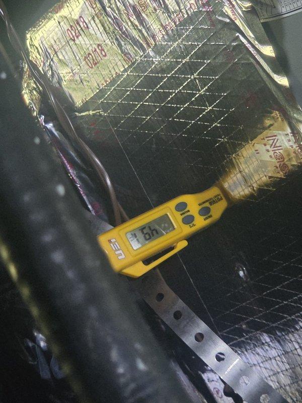 Performed preventive maintenance on cooling system. Utilized Fieldpiece SMAN refrigerant manifold and digital gauges to measure system pressures and temperatures, verifying proper refrigerant charge and system operation. All readings within manufacturer specifications, unit operating normally.