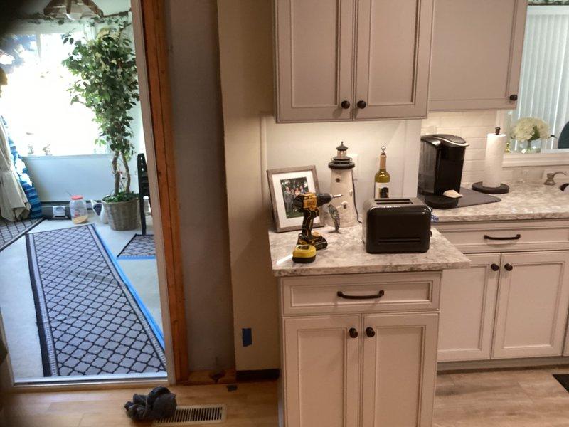 Provided estimate for mini split installation in 350 square foot sunroom. Assessed electrical panel capacity and discussed refrigerant line routing options with customer to address their questions about line set placement and installation methods.