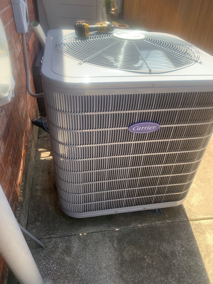 I’m checking out a Carrier AC for a longtime great customer in Midwest City!