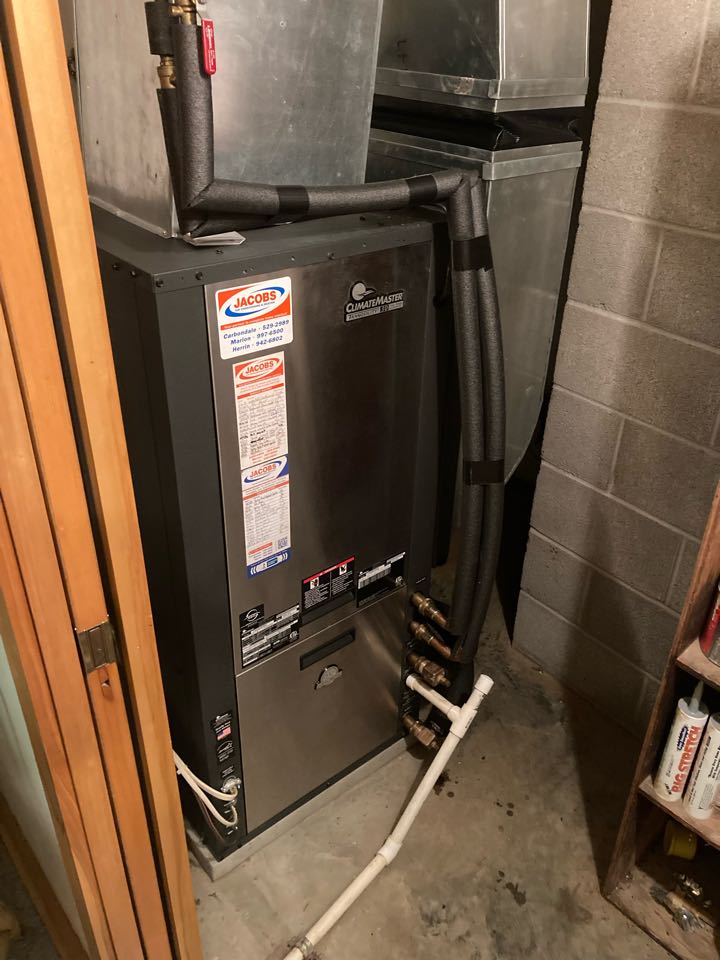 Murphysboro, IL - Performed heating maintenance on ClimateMaster units 