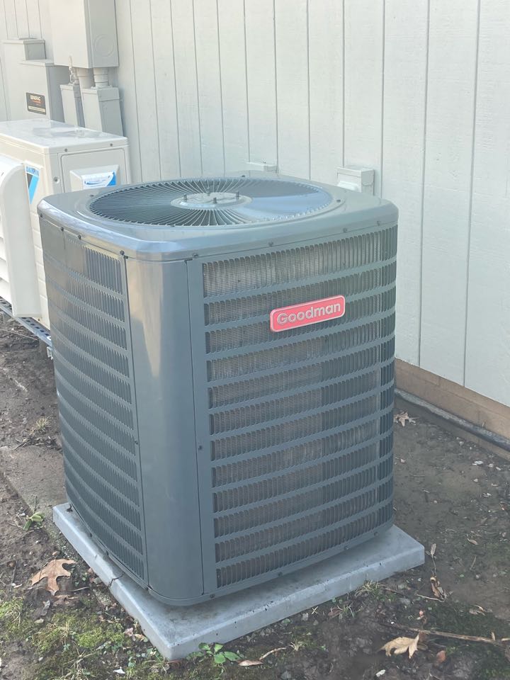 Carbondale, IL - Performed cooling maintenance on Ruud and Goodman units 