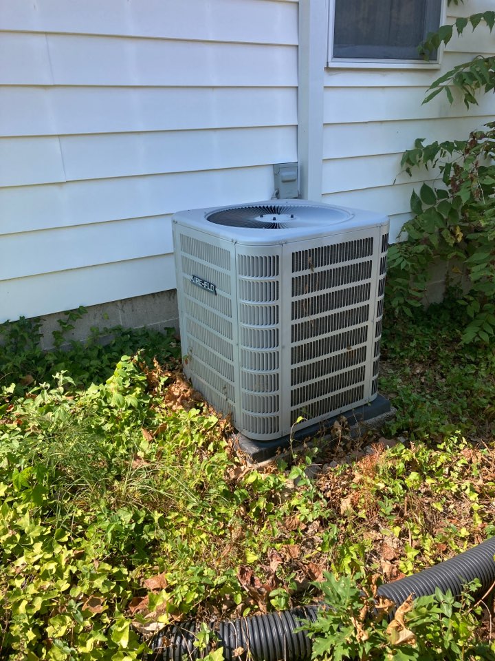 Performed heating maintenance on aire flo heat pump unit 