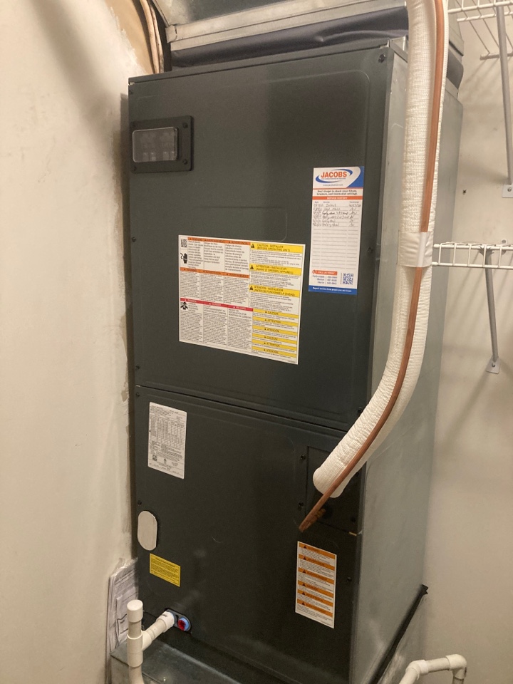 Performed heating maintenance on Goodman heat pump unit 