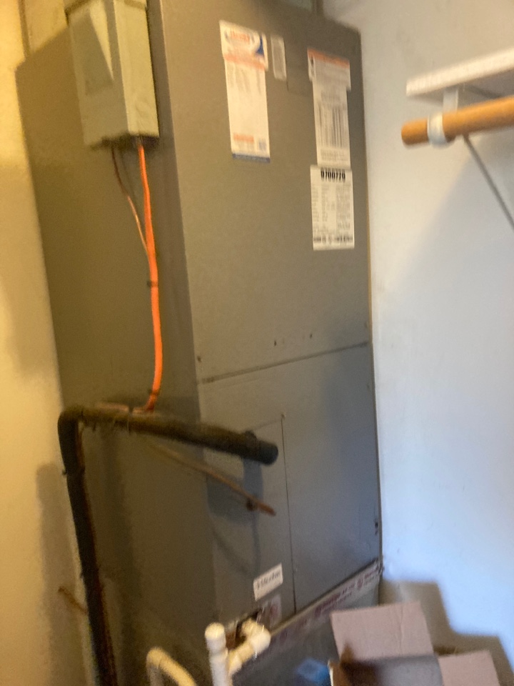 Performed heating maintenance on Arcoaire heat pump 