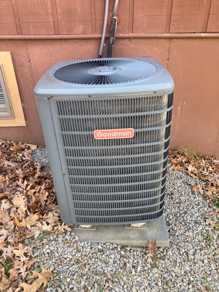 Performed heating maintenance on Goodman heat pump unit 