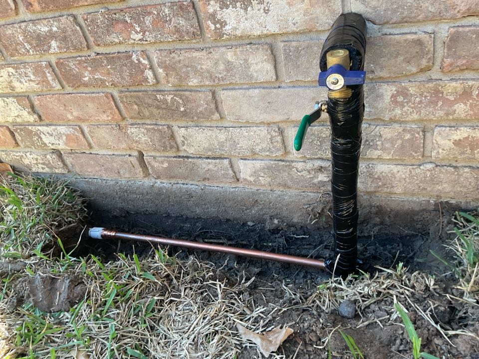 Water pipe install 
