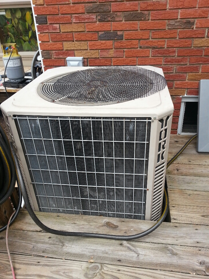 New Lennox air conditioner and air handler installation. Replacement of old York air conditioner in Middle River.