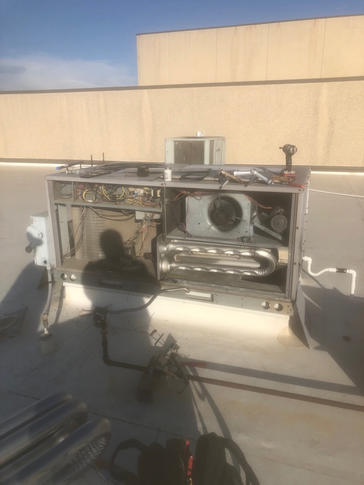 Terrell, TX - Changing out old heat exchanger! Terrell, TX - Changing out old heat exchanger!
