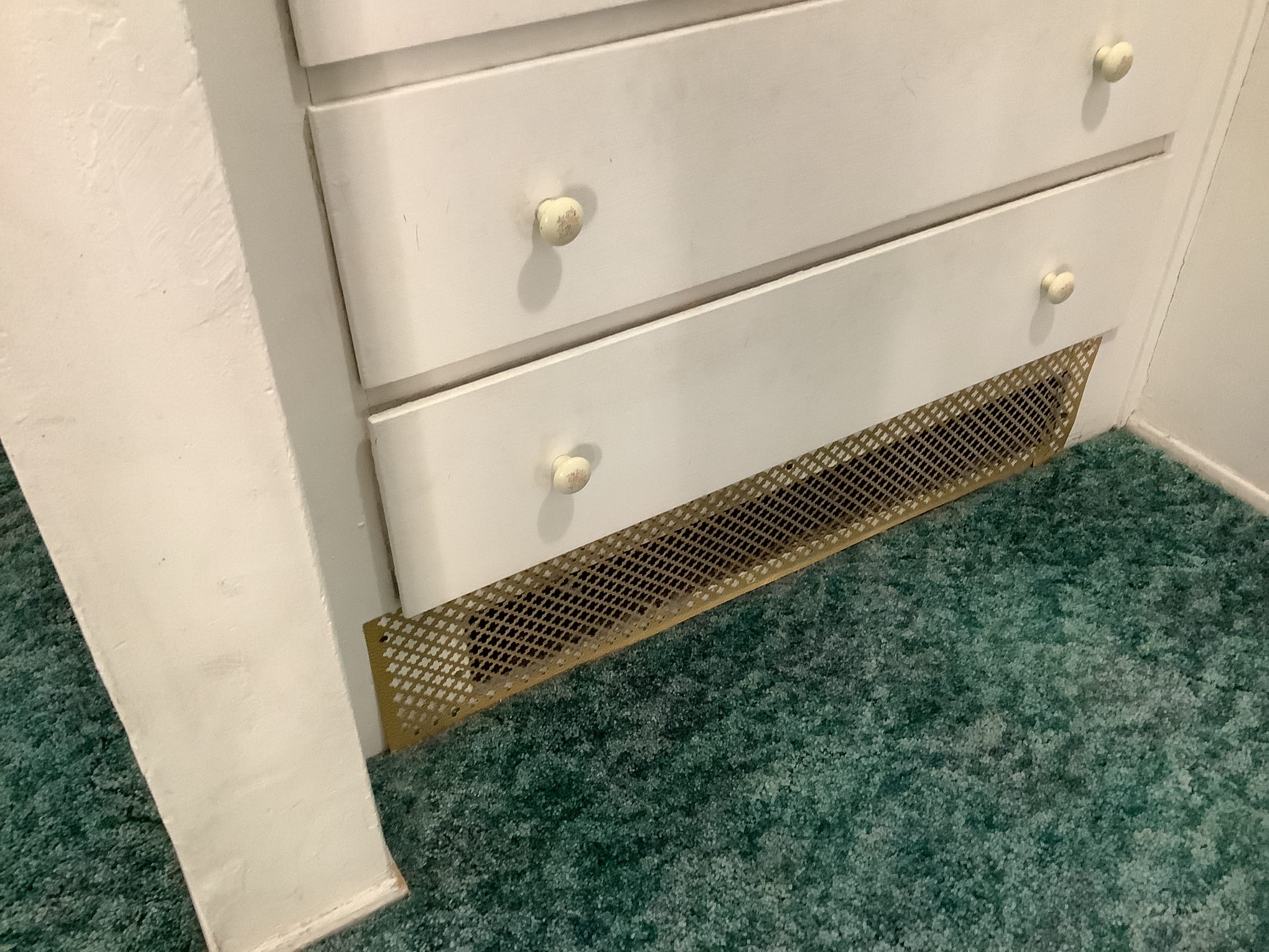 Winterization is a crucial process for Alaskan Air Conditioning & Heating - Tucson's customers. It involves preparing heating systems for the harsh winter months by cleaning and inspecting the components, replacing filters, and adding insulation. This ensures that the systems will operate efficiently and safely throughout the cold season. Winterization also includes checking the electrical system and ensuring that the furnace is properly grounded. By taking these steps, we can help our customers avoid costly repairs and ensure that their homes are warm and comfortable during the winter months.