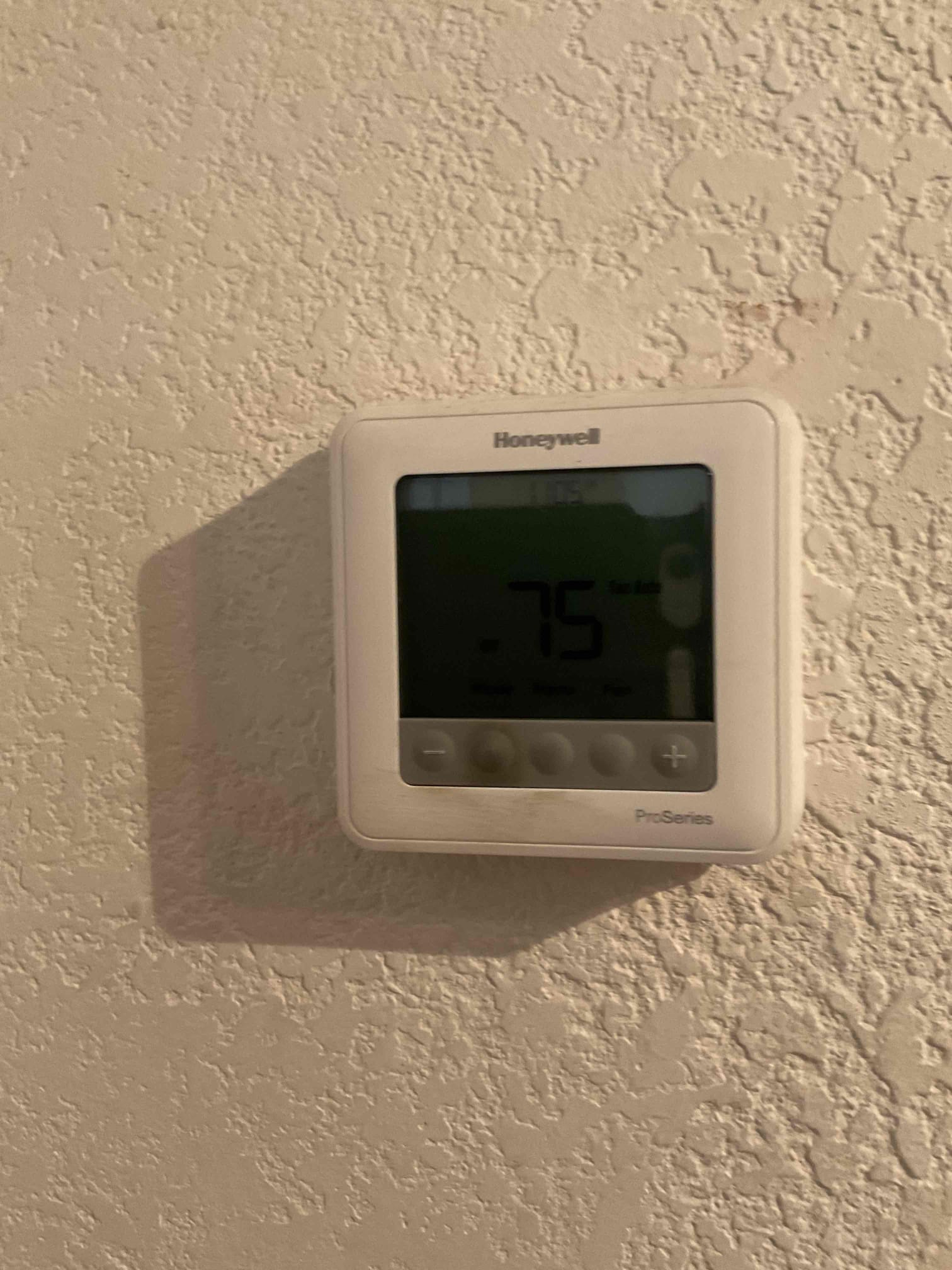 Performing diagnostic on heat pump 