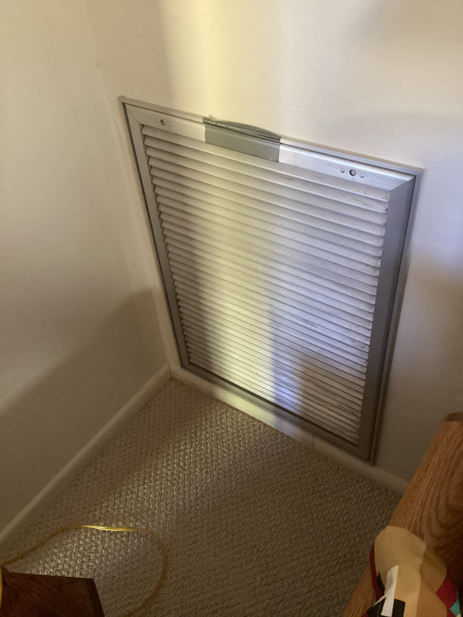 Tech maintenance 25 year-old Trane package heat pump