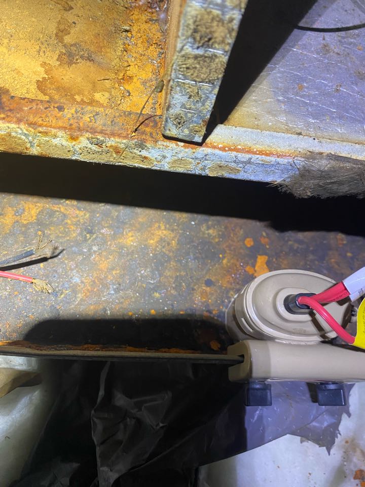 Goodman heat pump rusted pan and leak in coil. 