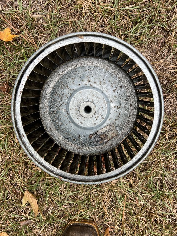 Dirty blower wheel/ maintenance 
