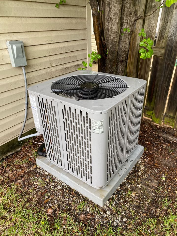 Trane air conditioning maintenance 